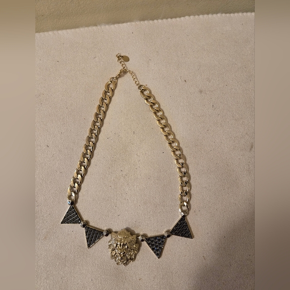 Katy Perry Roar Charm Necklace Lion Head Triangles Chunky Gold Chain - Picture 8 of 9